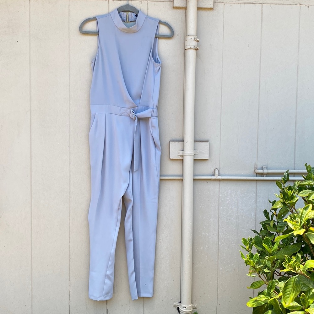 NWOT Elegant Topshop High Collar Open Back Jumpsuit with D-Ring Belt